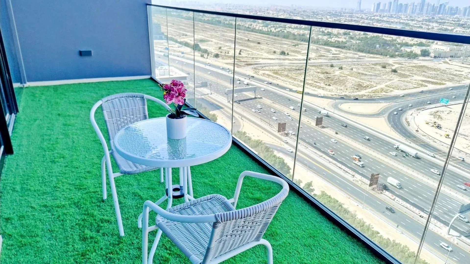 Apartment Rbe Vacation Homes-Enjoy Marina View- Binghatti Corner Dubai