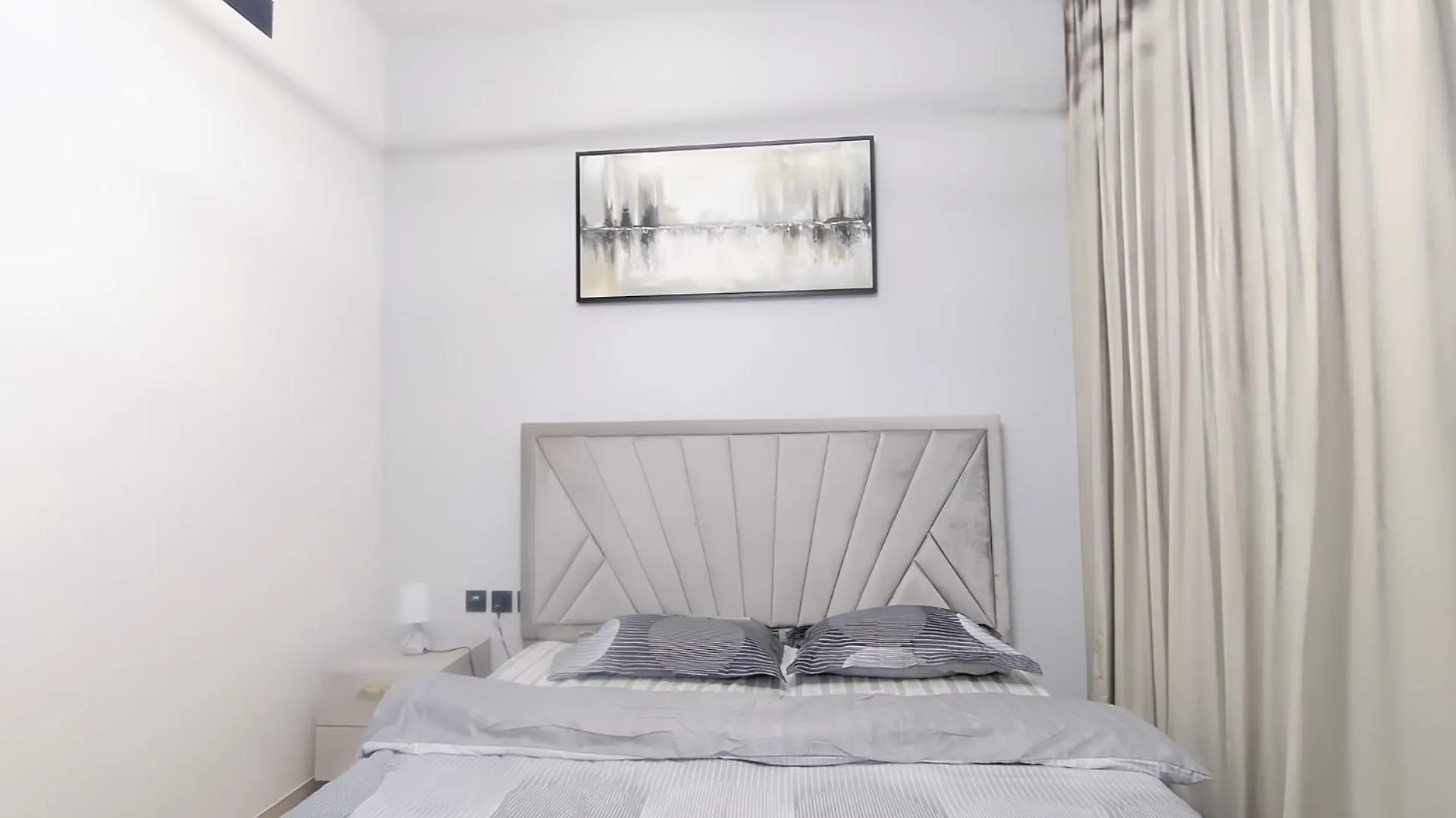 Apartment Rbe Vacation Homes-Enjoy Marina View- Binghatti Corner Dubai